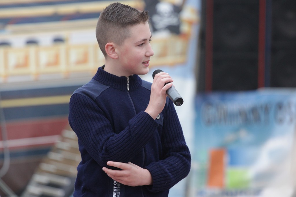 Setki osób na wielkiej majówce nad Jeziorem Kunickim