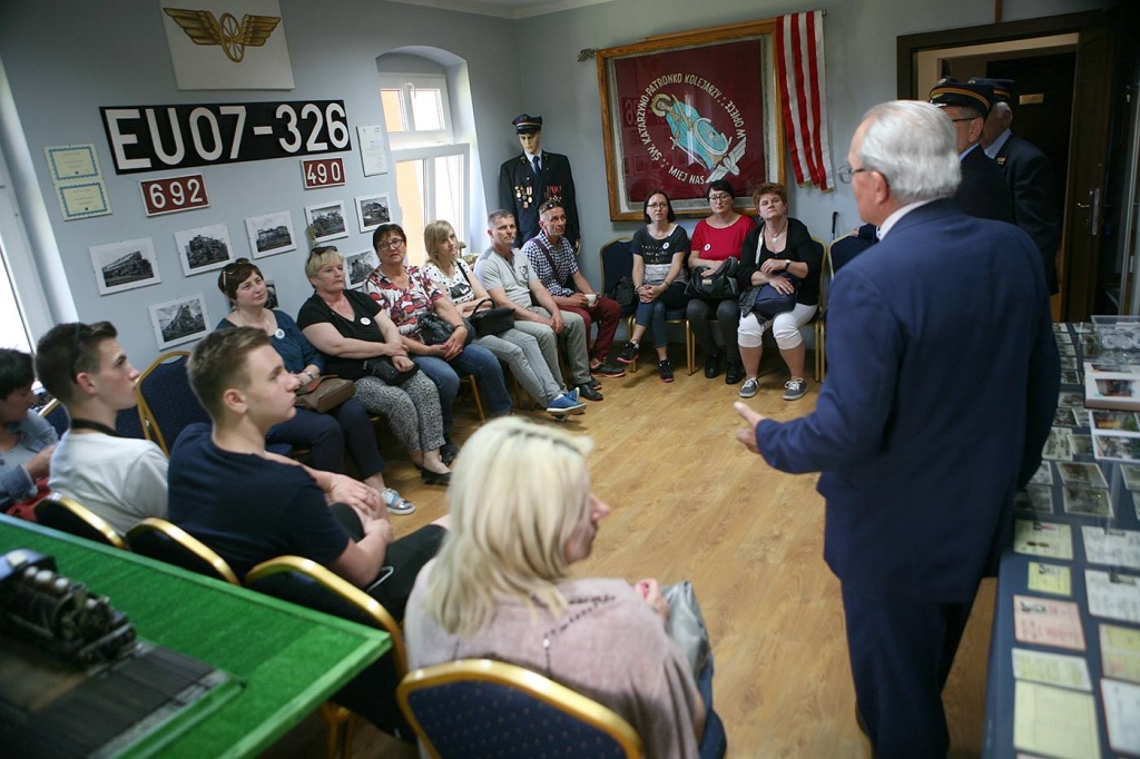 Goście z okolic Kulczborka w Miłkowicach - wiosce kolejarzy