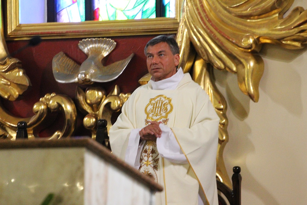 Rocznice święceń kapłańskich w kościele NSPJ w Legnicy