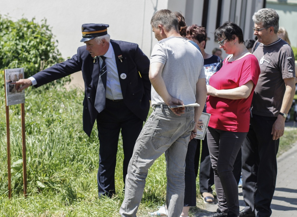 Goście z okolic Kulczborka w Miłkowicach - wiosce kolejarzy