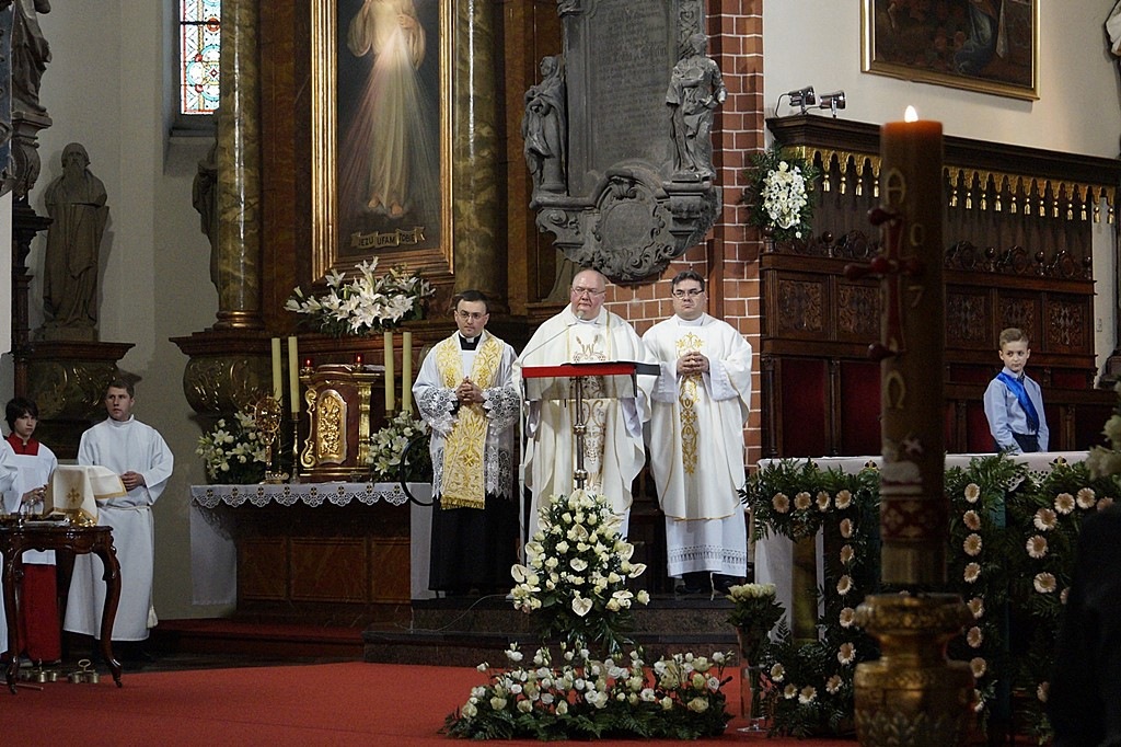 Pierwsza Komunia święta w  katedrze św. ap. Piotra i Pawła