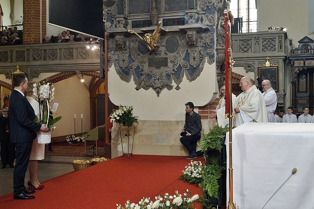 Pierwsza Komunia święta w  katedrze św. ap. Piotra i Pawła
