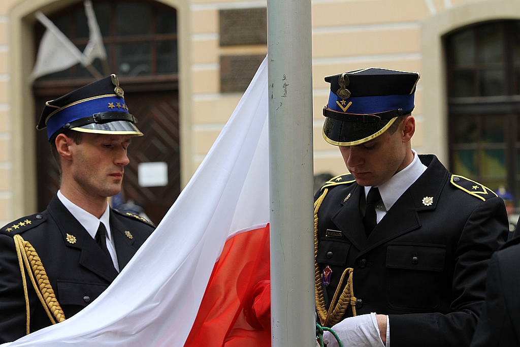 Obchody Dnia Strażaka na dziedzińcu Akademii Rycerskiej