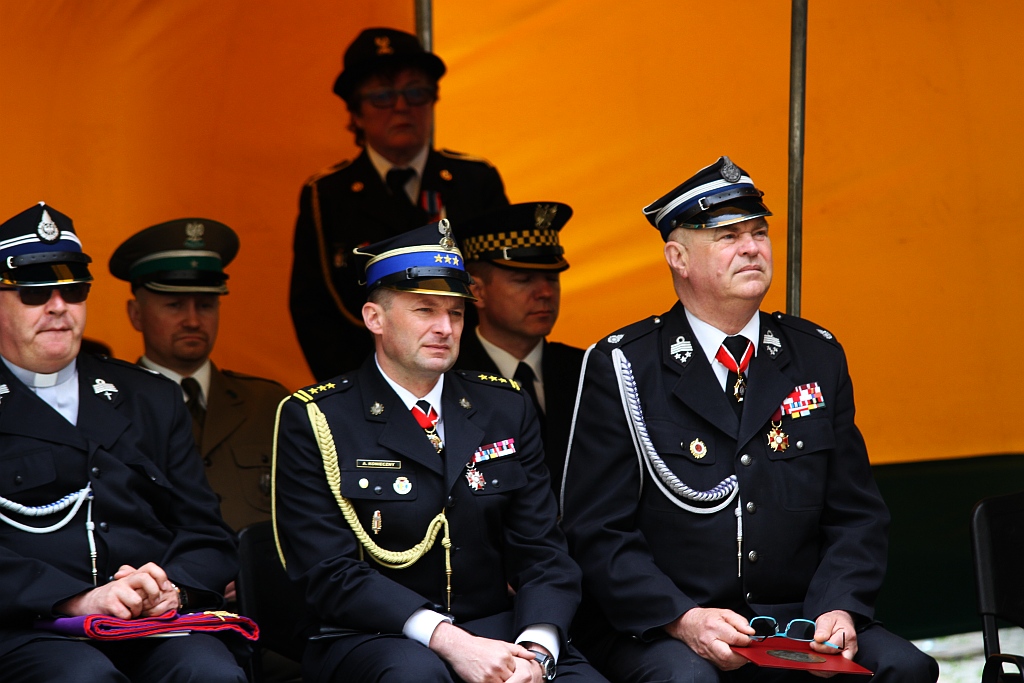 Obchody Dnia Strażaka na dziedzińcu Akademii Rycerskiej