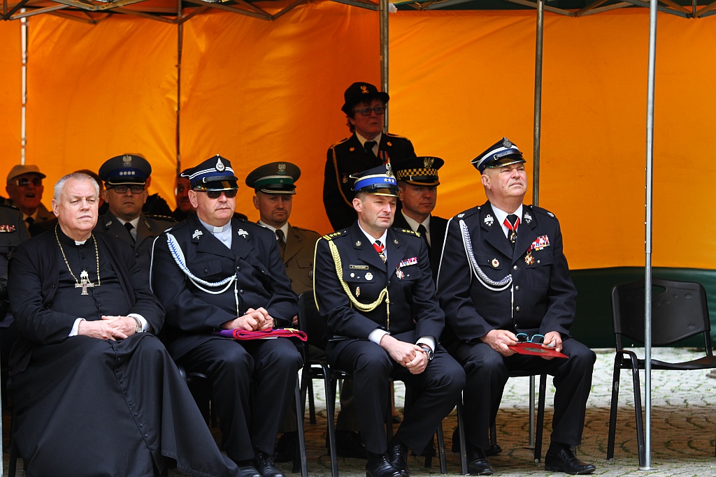 Obchody Dnia Strażaka na dziedzińcu Akademii Rycerskiej