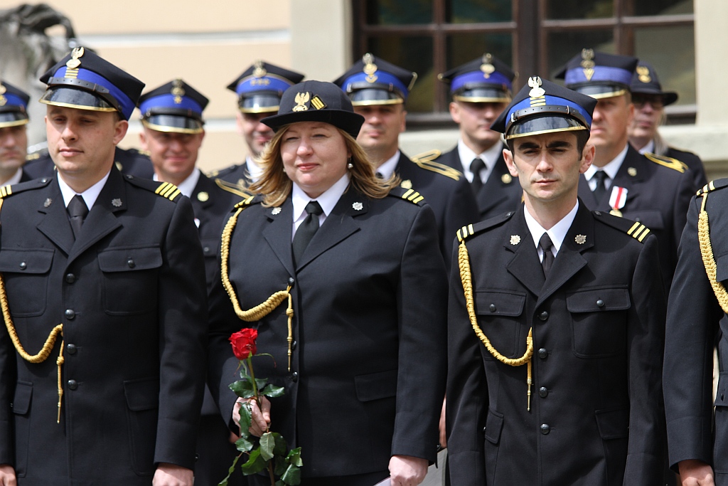 Obchody Dnia Strażaka na dziedzińcu Akademii Rycerskiej