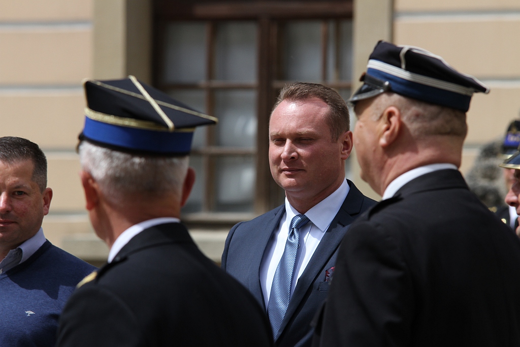 Obchody Dnia Strażaka na dziedzińcu Akademii Rycerskiej