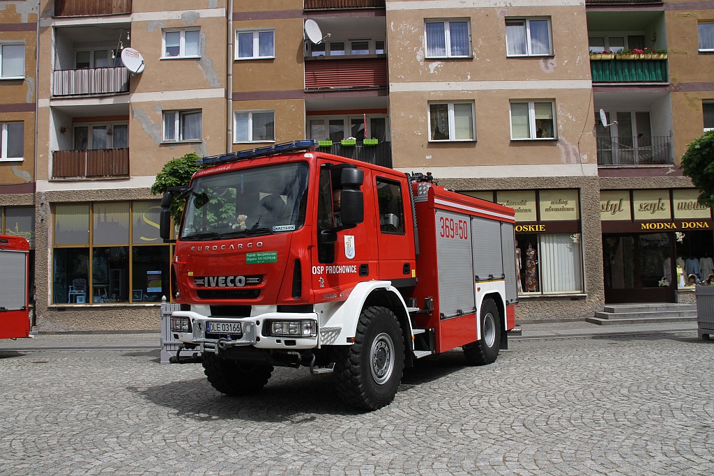 Obchody Dnia Strażaka na dziedzińcu Akademii Rycerskiej