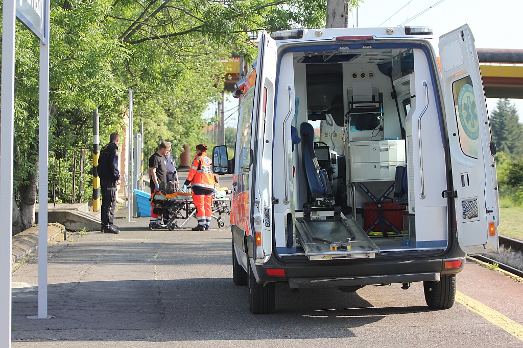 Niecodzienna akcja strażników i strażaków na stacji 'Piekary'