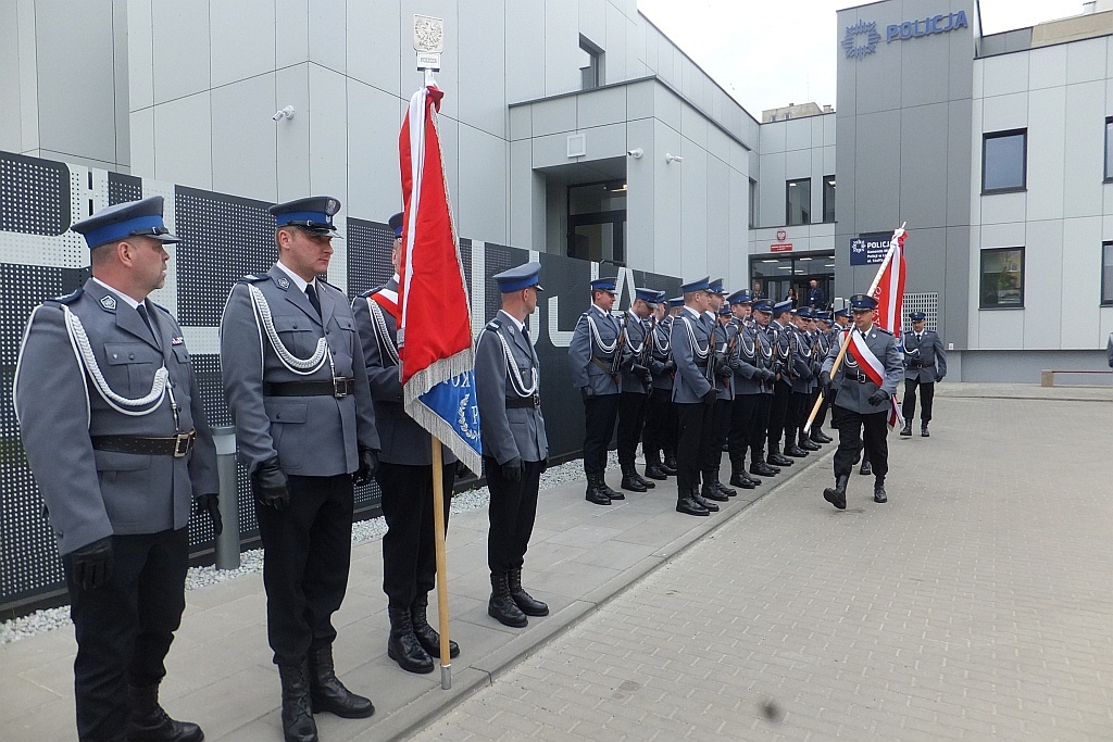 Policja pochwaliła się nowoczesnym obiektem na osiedlu Piekary