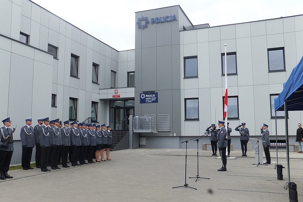 Policja pochwaliła się nowoczesnym obiektem na osiedlu Piekary