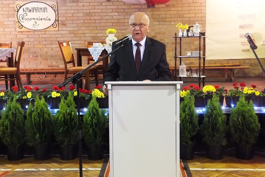 Szkoła Podstawowa nr 4 świętowała jubileusz 70 - lecia