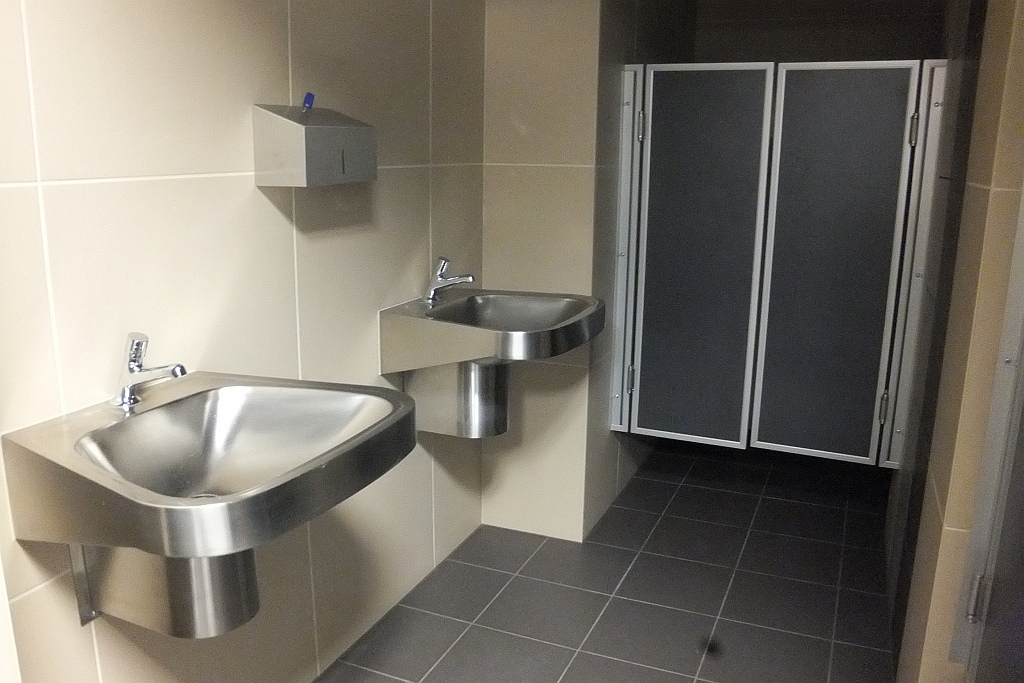 Policja pochwaliła się nowoczesnym obiektem na osiedlu Piekary