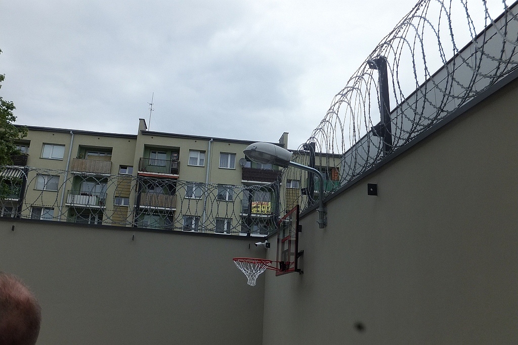 Policja pochwaliła się nowoczesnym obiektem na osiedlu Piekary