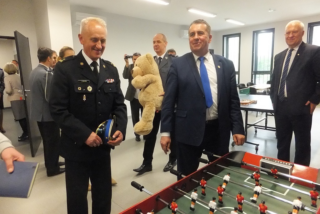 Policja pochwaliła się nowoczesnym obiektem na osiedlu Piekary