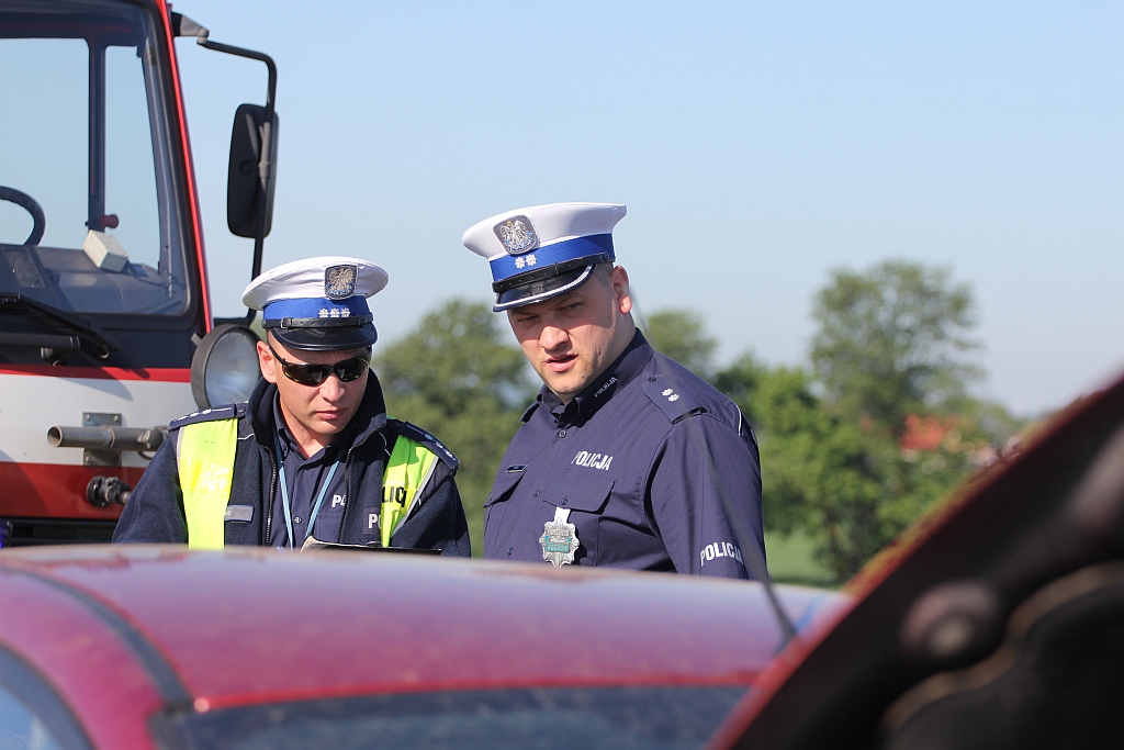 Wypadek na S3 na wysokości Bobrowa. Trzy osoby w szpitalu
