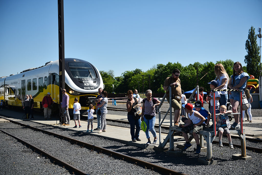 Koleje Dolnośląskie otworzyły drzwi i pokazały się od kuchni