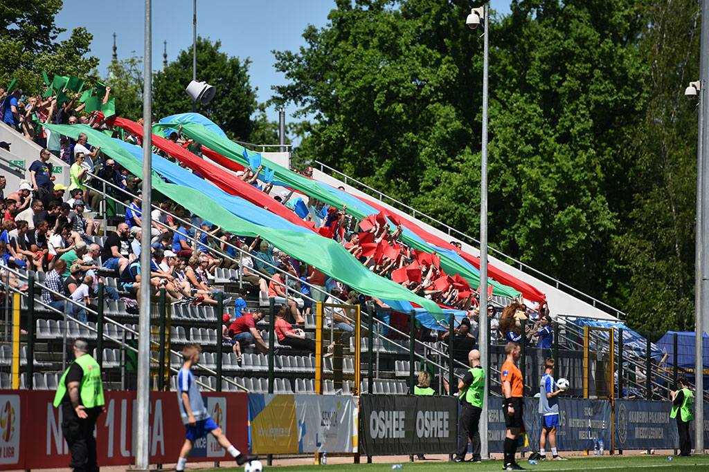 Trzy gole przedłużyły marzenia o awansie do ekstraklasy