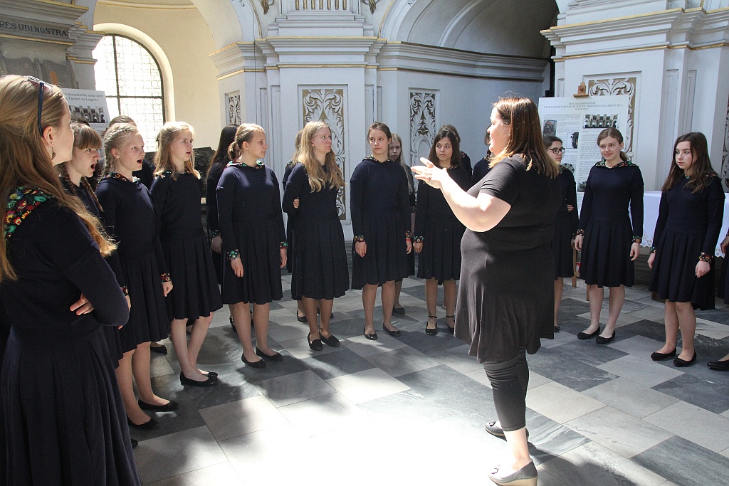 Legnica Cantat: Chórzyści zaśpiewali w legnickich kościołach
