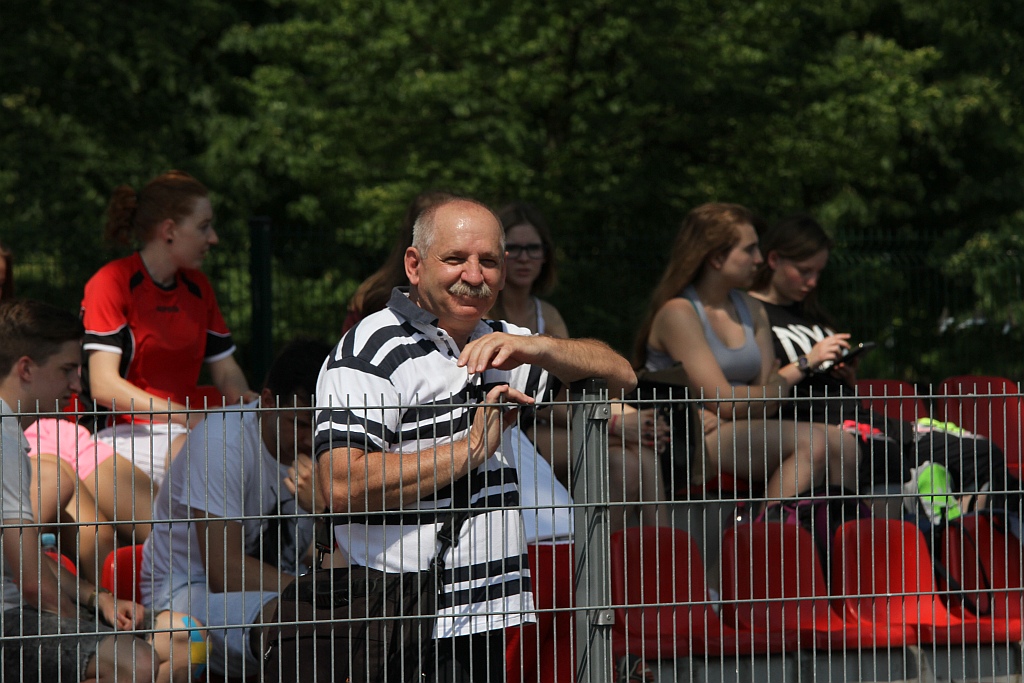 Lekkoatletyczne zmagania legnickich uczniów w Parku Miejskim