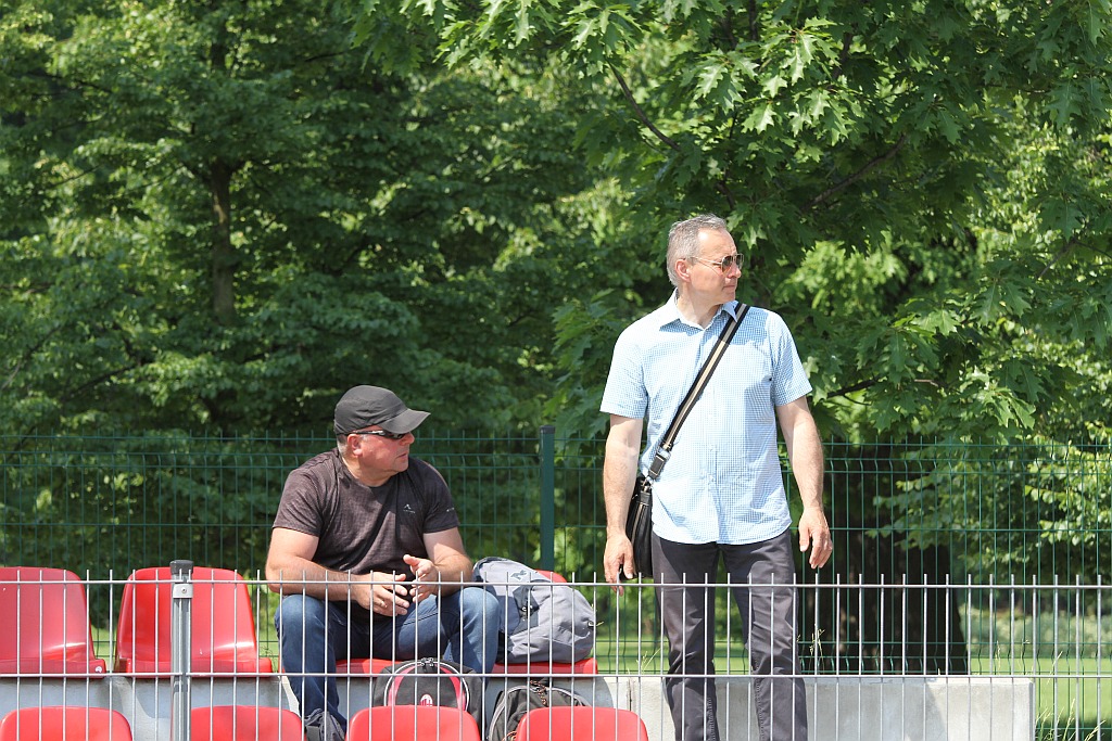 Lekkoatletyczne zmagania legnickich uczniów w Parku Miejskim