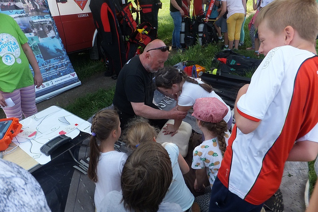 Festyn rekreacyjno - sportowy uczniów Szkoły Podstawowej nr 16