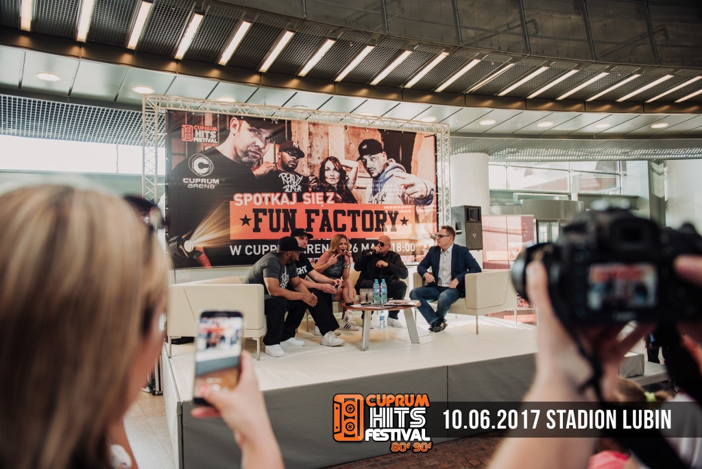Zespół Fun Factory na spotkaniu z fanami w Cuprum Arena