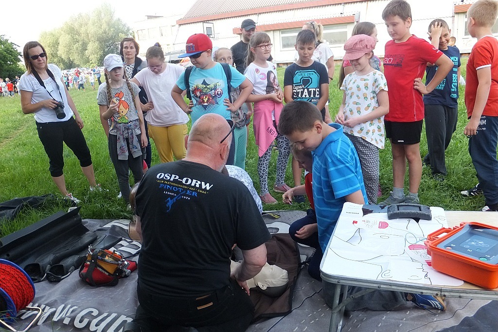 Festyn rekreacyjno - sportowy uczniów Szkoły Podstawowej nr 16