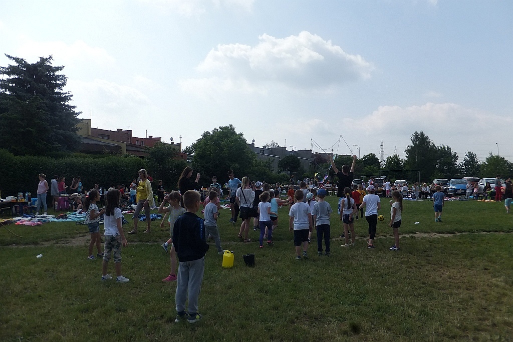 Festyn rekreacyjno - sportowy uczniów Szkoły Podstawowej nr 16