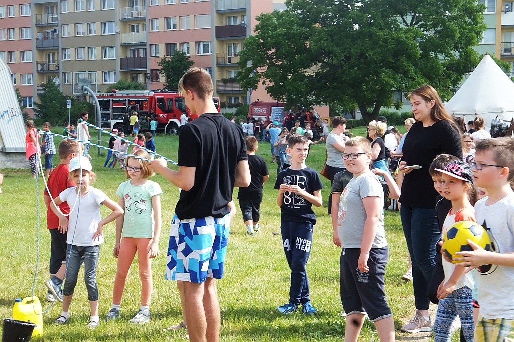 Festyn rekreacyjno - sportowy uczniów Szkoły Podstawowej nr 16