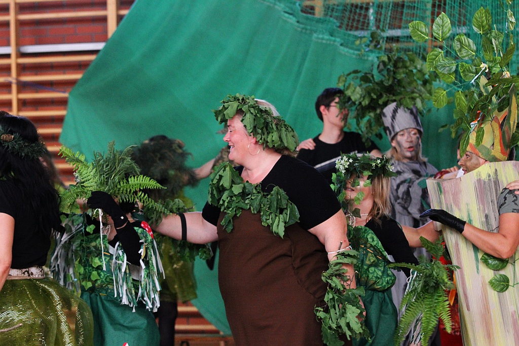 Nauczyciele Zespołu Szkół Integracyjnych wystawili bajkę