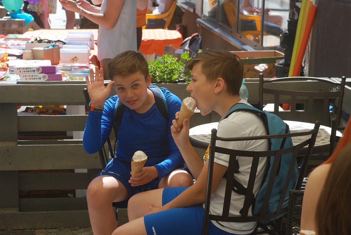 Tysiące dzieci bawią się w centrum Legnicy z Julkiem