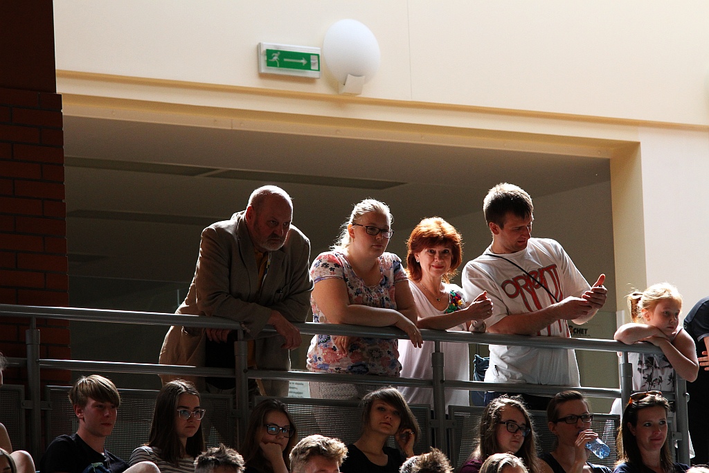 Nauczyciele Zespołu Szkół Integracyjnych wystawili bajkę