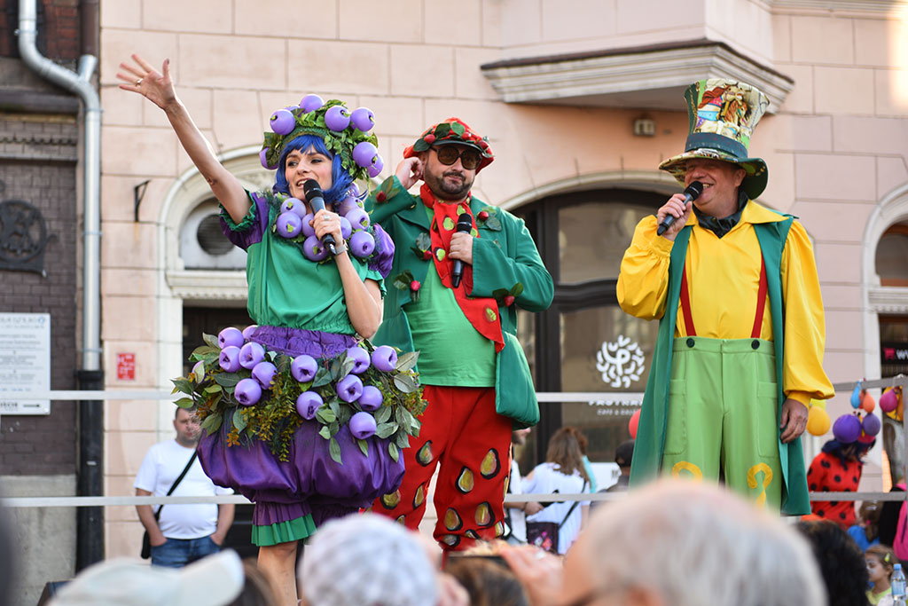 Koncert zespołu Centrum Uśmiechu zatytułowany Fruktaki Show