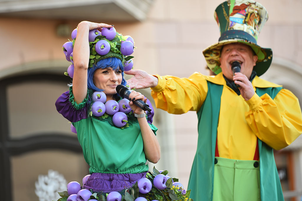 Koncert zespołu Centrum Uśmiechu zatytułowany Fruktaki Show