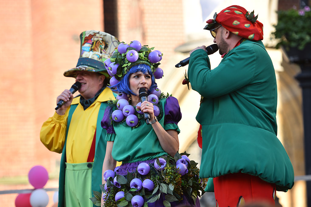 Koncert zespołu Centrum Uśmiechu zatytułowany Fruktaki Show