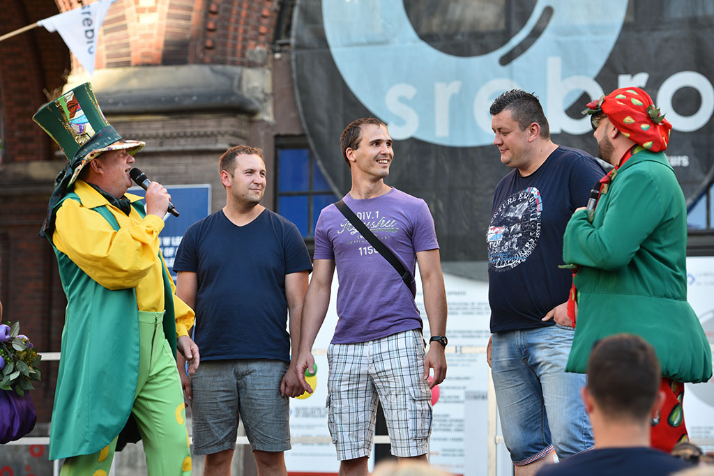 Koncert zespołu Centrum Uśmiechu zatytułowany Fruktaki Show