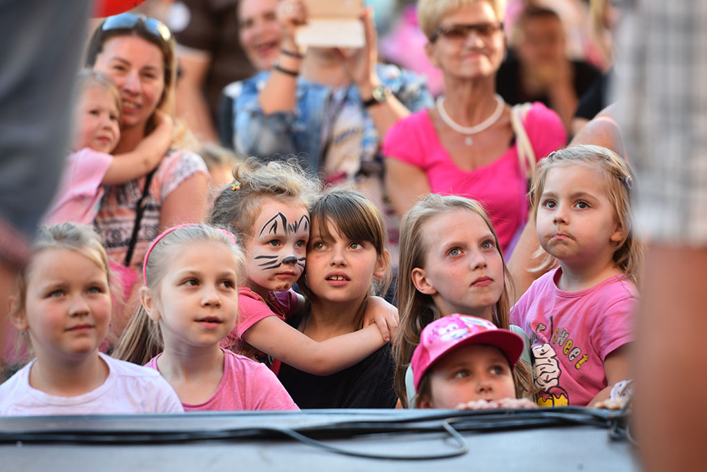Koncert zespołu Centrum Uśmiechu zatytułowany Fruktaki Show