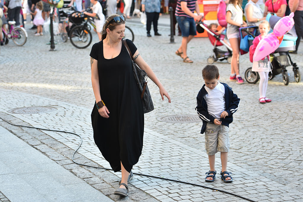 Koncert zespołu Centrum Uśmiechu zatytułowany Fruktaki Show