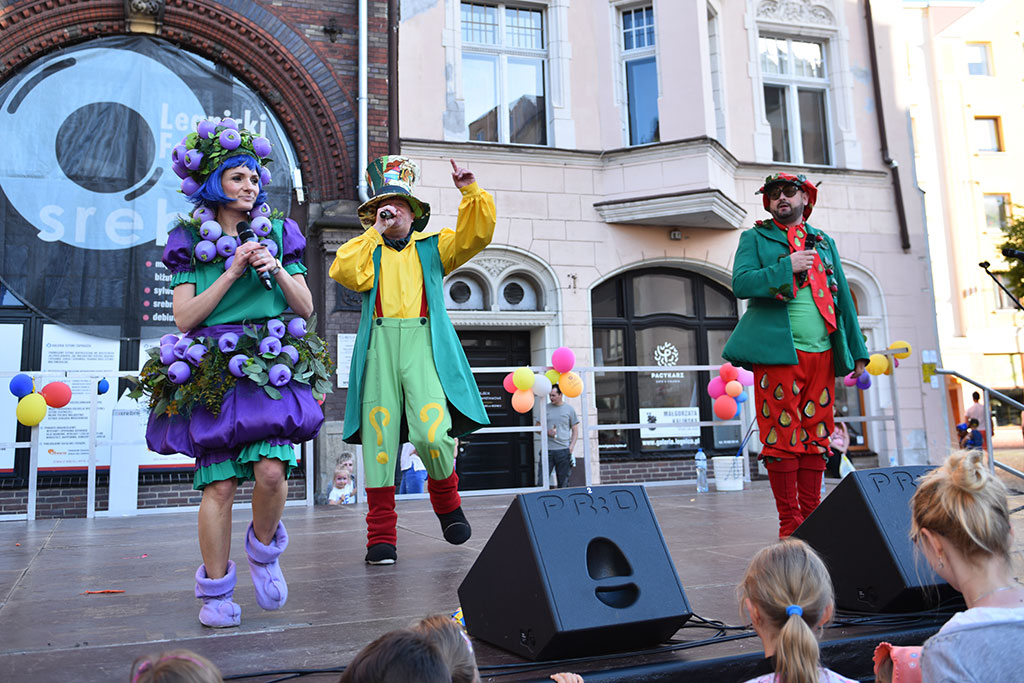 Koncert zespołu Centrum Uśmiechu zatytułowany Fruktaki Show