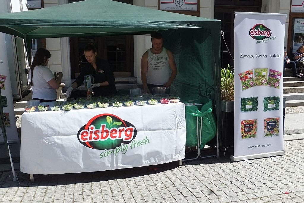 Tysiące dzieci bawią się w centrum Legnicy z Julkiem