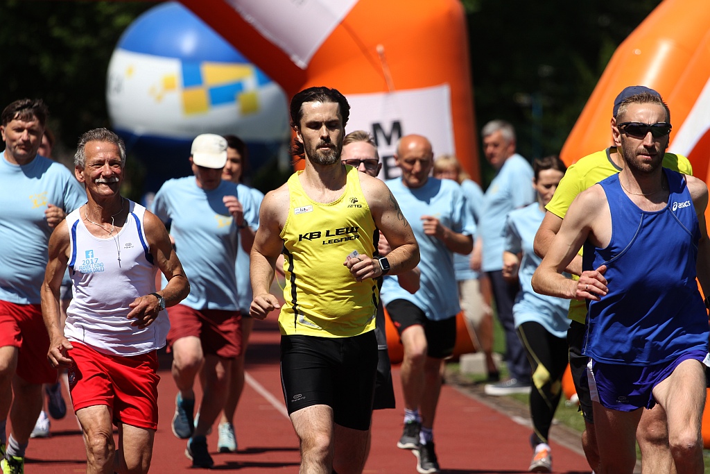 Siódmy Festyn Caritas dla dzieci oraz  Bieg Papieski