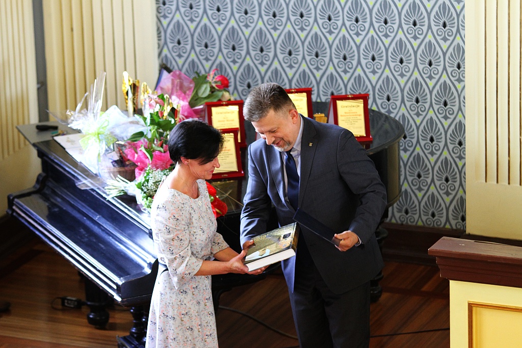 Dziesięciolecie Legnickiego Uniwersytetu Trzeciego Wieku