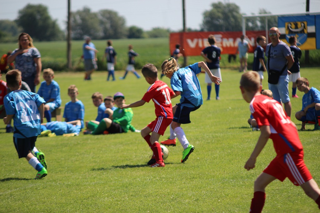 Czternaście drużyn zagrało w turnieju Zryw Cup w Kłębanowicach
