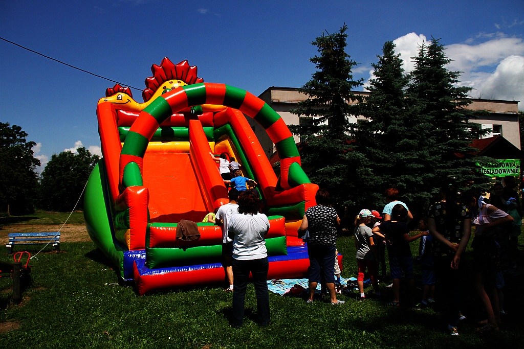 Jagodowe biesiadowanie odbyło się w szkole w Rzeszotarach