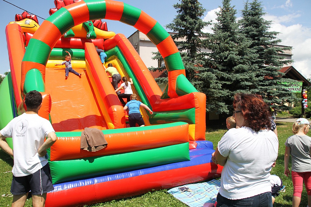 Jagodowe biesiadowanie odbyło się w szkole w Rzeszotarach