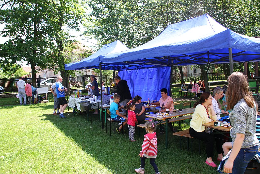 Jagodowe biesiadowanie odbyło się w szkole w Rzeszotarach