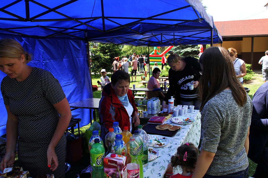 Jagodowe biesiadowanie odbyło się w szkole w Rzeszotarach