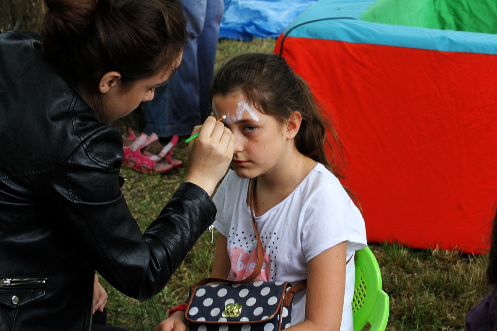 Tłumy dzieci bawią się na imprezie w SDK „Kopernik”