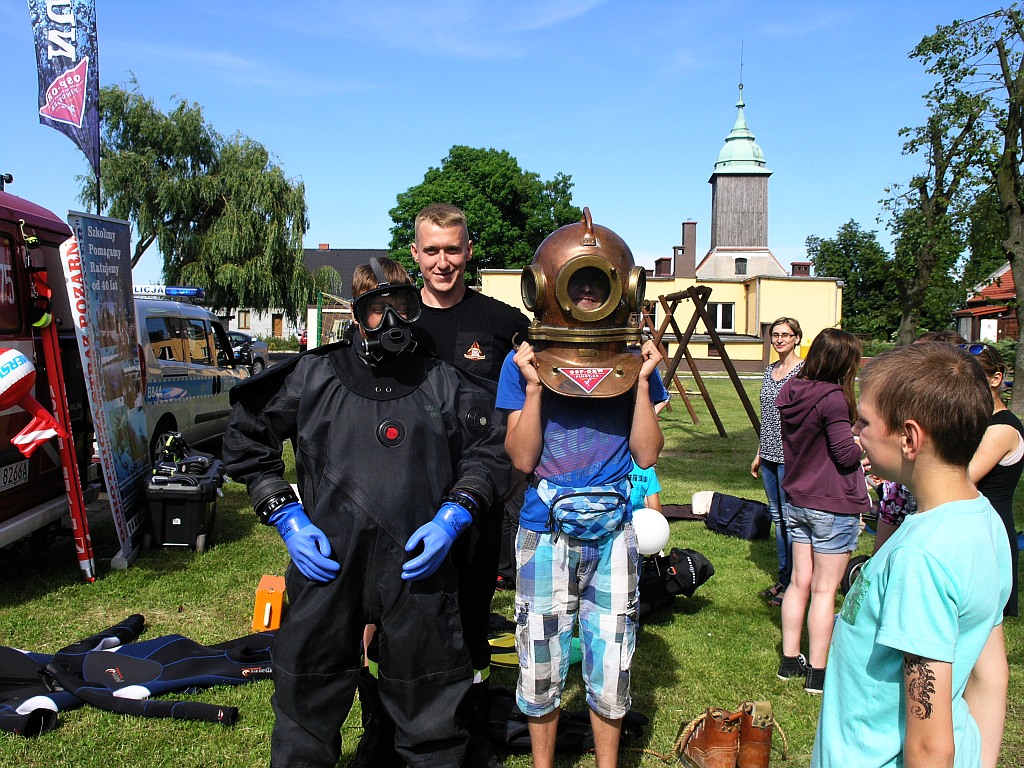 Pinoter szkolił podopiecznych Domu Dziecka w Golance Dolnej